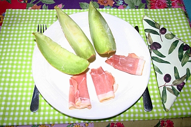 Schnell und einfach zubereitet: Melone mit Schinken